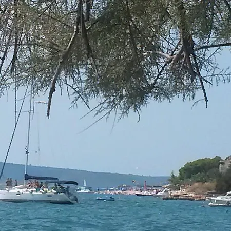 G&b Trogir