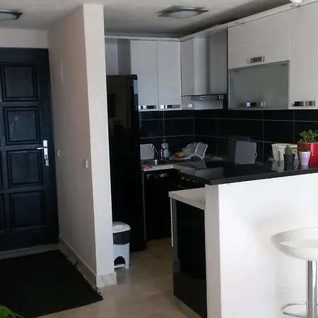 Apartment G&b